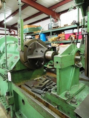 Fitchburg, horizontal pinion hobber, 40" dia. x 106" length, 2 DP, tailstock, steady rests, under power - Image 4