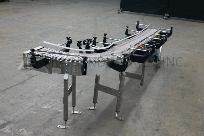 10" wide x 10.4' long, Keenline, Stainless Steel frame table top conveyor, 90° left hand turn, 1/2 HP drive - Image 2