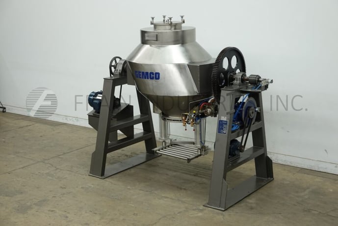 30 cu.ft. Gemco, slant bottom double cone vacuum blender, 55" dia x 20" straight side vessel, mounted on - Image 5