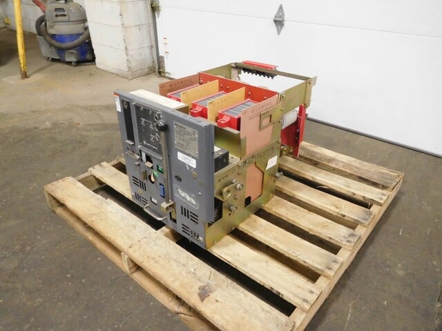 800 Amps, Westinghouse, DSL-206, circuit breaker, 60 Hz, 2-3 poles, 600 max volt - Image 3