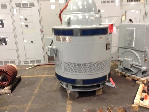 400 HP 900 RPM U.S. Motors, Frame 5810P, vertical, used looks rebuilt, 4000 Volts - Image 2