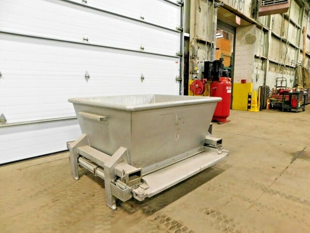 Stainless Hopper w/Pneumatic Slide Out Bottom Gate - Image 3