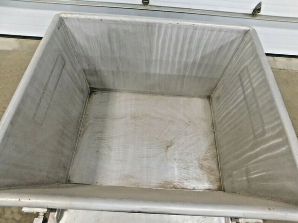 Stainless Hopper w/Pneumatic Slide Out Bottom Gate - Image 9