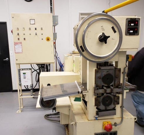 1.5" x 5.5" x 7.75" Buhler, 2-Hi/4-Hi rolling mill with recoiler, 10 HP - Image 1