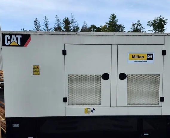 125 KW Caterpillar #D125-6, C6.6 Engine, EPA Tier 3, enclosed, 120/208 Volts, 200 hours, 2009 - Image 1