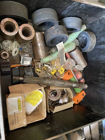 Cambio #71-75 Ring Debarker, Includes Misc parts and roller - Image 4