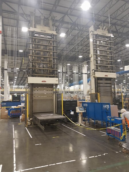 Oak #CSE-M590-950, vertical expander, 2004 - Image 2