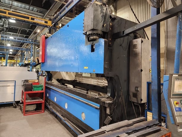 238 Ton, Durma CNC #HAP-60400, CNC press brake, 36.8' OA, 2006 - Image 5