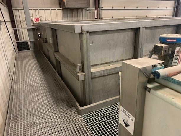 Electropolish #System, Electroplishing System, 2500 gallon Poly tank, hoses, gauges, controls, walkway, 2017 - Image 6