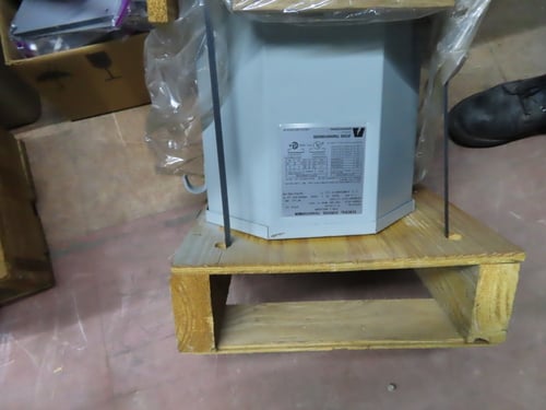 7.5 KVA 190 Primary, 440 Secondary, Acme TF-2-52794 type 2 transformer, 50/60 Hz, 1 yr warranty - Image 1
