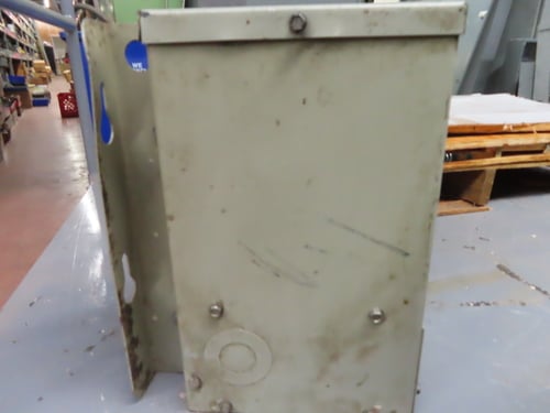 5 KVA 240/480 Primary, 120/240 Secondary, General Electric 9T21B1004G02 type QMS transformer, 1 yr warranty - Image 4