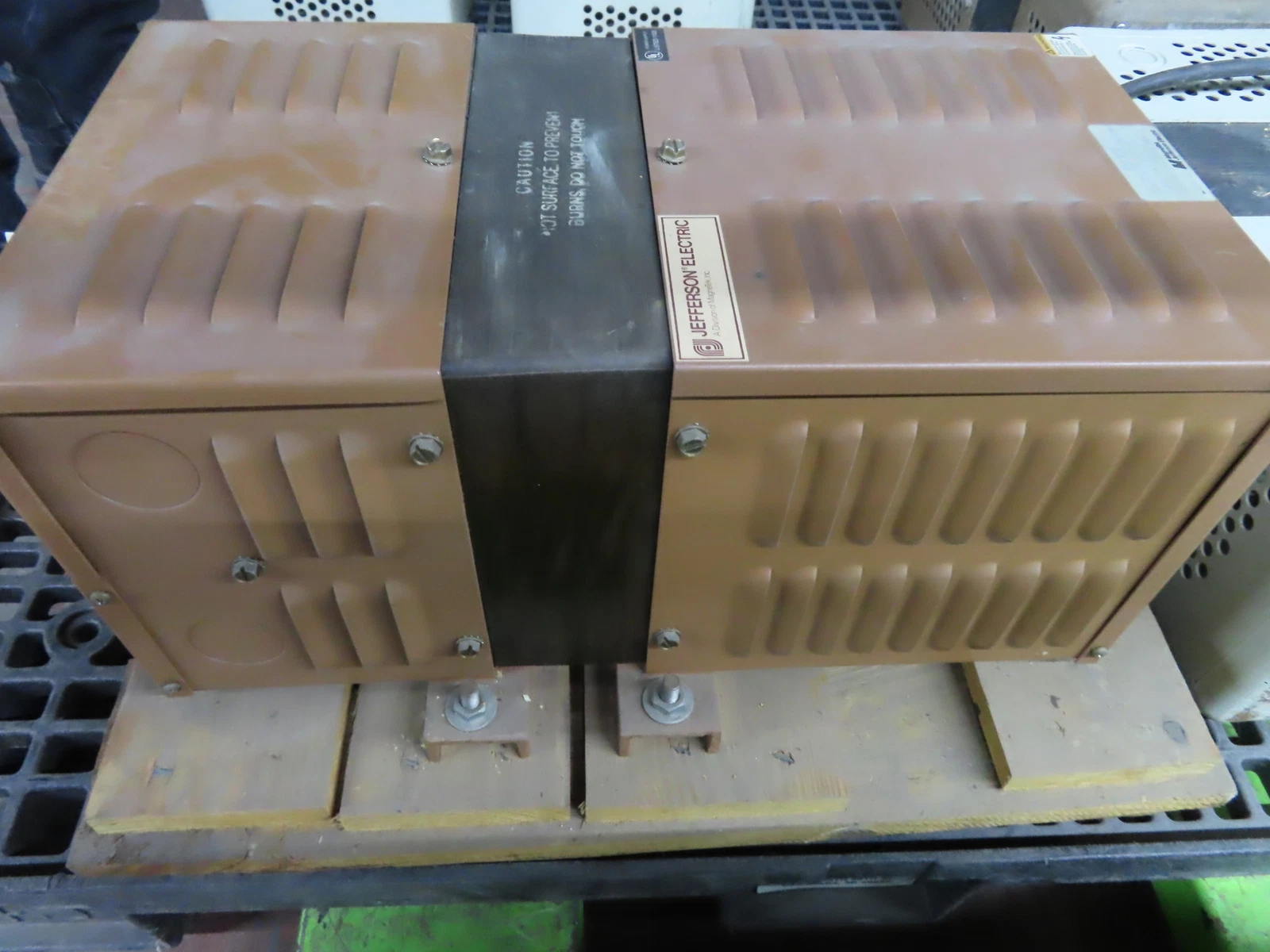2 KVA Magnetek Minigard transformer 356-1332, 1 yr warranty - Image 6