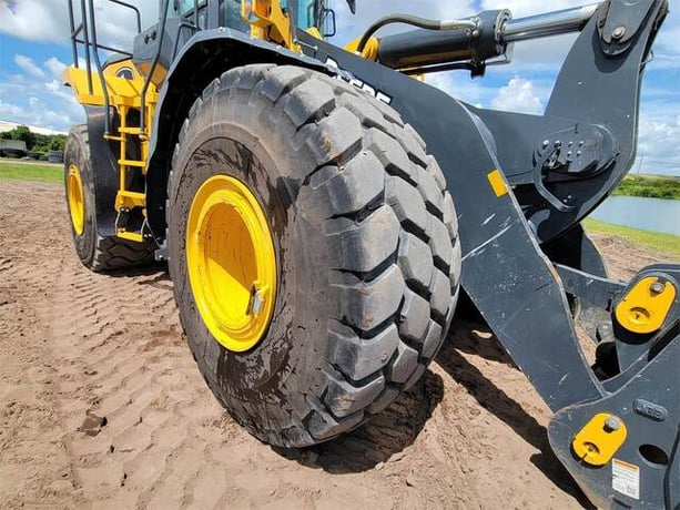 John Deere #744L, Wheel Loader, very low hour, 2021 - Image 10