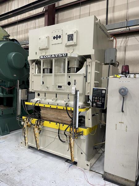 150 Ton, Komatsu #OBW150-2, double crank mechanical press, 7.87" stroke, 23.68" Shut Height, 1987 - Image 2