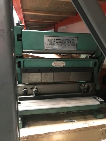 20 gauge x 1' Grizzly #T26472Z, 3 In 1 Sheet Metal Machine - Image 1