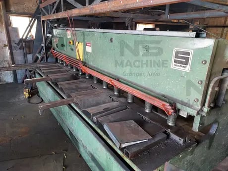 1/4" x 10' Summit, hydraulic power squaring shears, 32" front operated power back gauge, 48" squaring arm - Image 2
