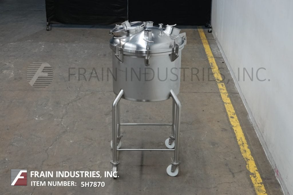 50 gallon 316 Stainless Steel single wall tank, 28" dia. x 24" deep with 20" straight wall, bolt down dome - Image 4