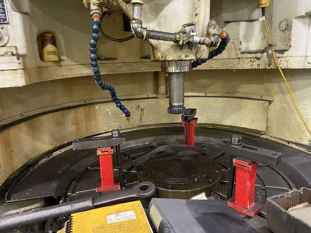 Fellows #36Z-13, gear shaper, spur guide, 22" riser, Trabon lube, coolant pump, 1975 - Image 5