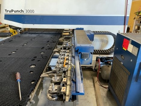 20 Ton, Trumpf #TruPunch-3000, CNC turret punch, electric punching machine, 2014 - Image 3