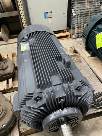 500 HP 1190 RPM Baldor, Frame 5011L, TEFC, 6322ZZ, 6222ZZ, thermostats, 460 Volts - Image 1