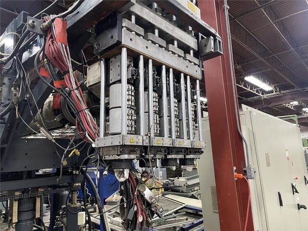 Kautex #KCC2Q-D, extrusion blowmolding, 29" x 18" mold, Beckhoff controller, 2007 - Image 3