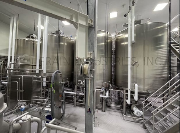 7500 gallon Feldmeier #7500JKT, Stainless Steel jacketed & insulated process tank, 120" dia., 144" straight - Image 1