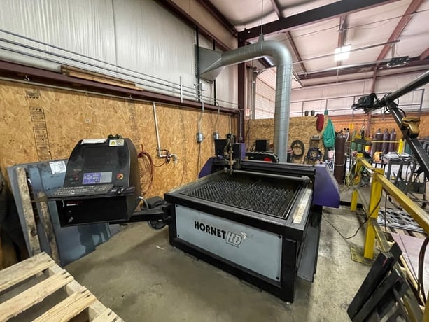 Retro Systems #Hornet HD plasma cutting system, Hypertherm Mirco Edge Pro CNC, 4' x 4', 2016 - Image 1