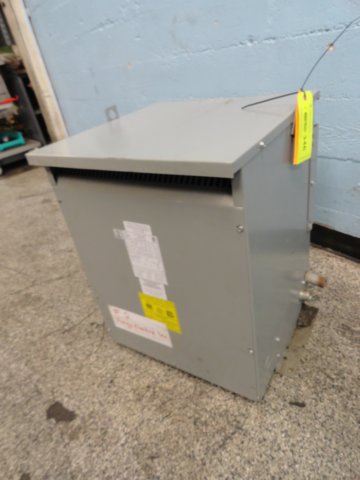 40 KVA 480 Primary, 208Y/120 Secondary, Fargo 3 phase Transformer - Image 1