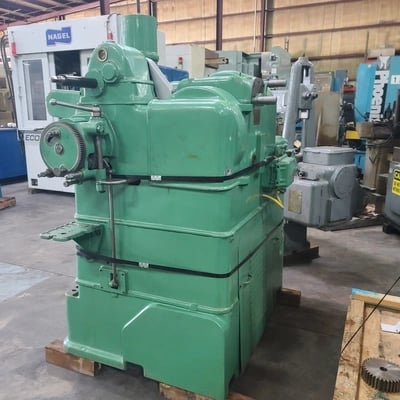 Fellows #6A, vertical gear shaper, 5" stroke, solid spindle, 3-1/8" hole in spindle, s/n 17163 - Image 5
