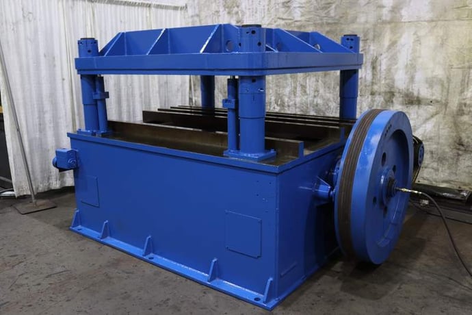 60 Ton, 4-Post cut-off press, 1 stroke, 22" open height, 90" L x 75" W bed, 15 HP, #76179 - Image 1
