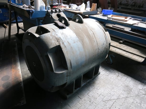 200 HP 585 RPM General Dynamics, Frame 304BH, 250 amps, 440 Volts - Image 3