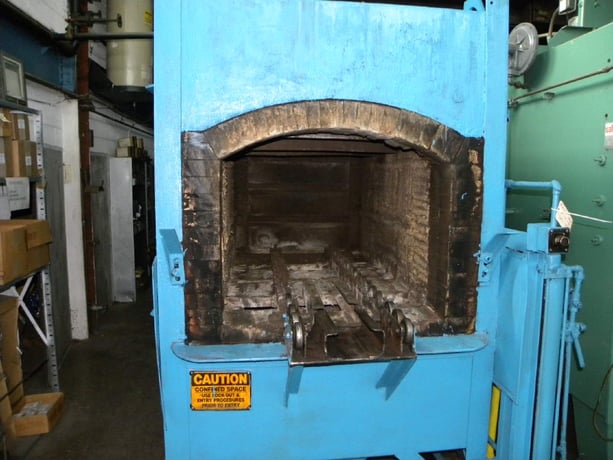 30" width x 20" H x 48" L Surface Combustion, 1250&deg;F, Gas Fired, Fiber Lined - Image 6
