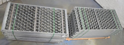32" wide x 5.8' long, Gravity skate wheels conveyor roll-case, 26 sections - Image 6