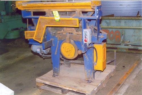 Liberty wire hanger making machine, .092" gauge, 16" hanger size, 30-35 PPM, hopper feed - Image 1
