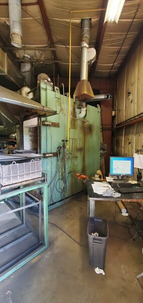 36" width x 24" H x 68" D Holcroft draw furnace with load table & 5 like new baskets, 1200° - Image 6