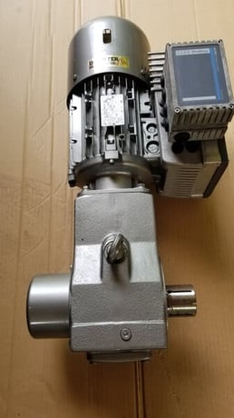 2 HP 1660 RPM Nord Helical Bevel AC Gear Motor, 15:30 ratio, 230/460 Volts, new (2 available) - Image 4