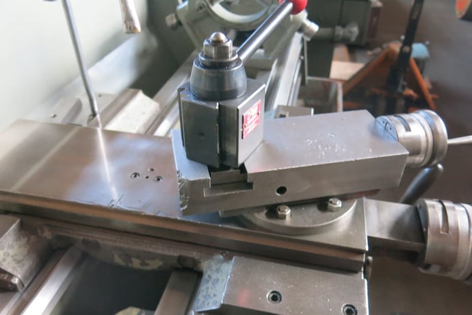 15" x 50" Clausing Colchester lathe, taper, in/mm threading - Image 8