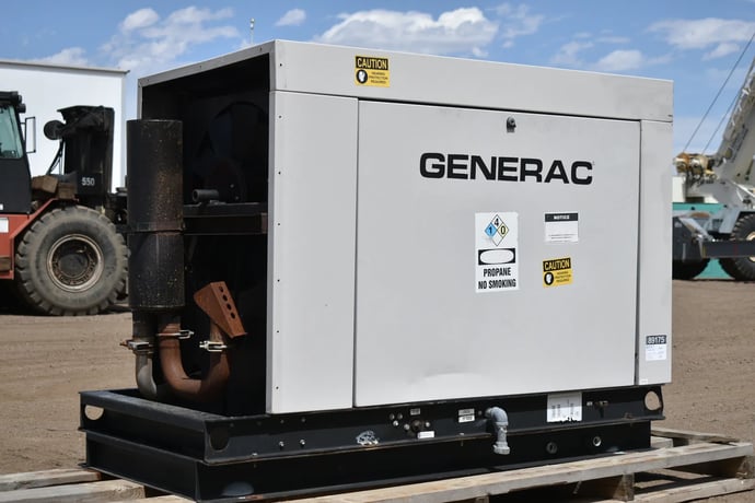 35 KW Generac #53500, standby Natural gas generator set, 120/240 Volts,Mitsubishi engine, 2007, #089175 - Image 1