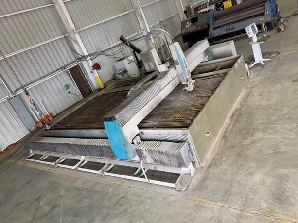 Flow #WMC2-4060, CNC waterjet cutter, 13' x 20' table, 100 HP, Flowmaster PC Control, 2011 - Image 3