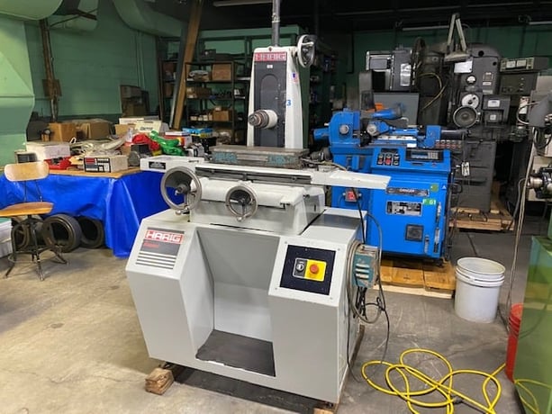 6" x 18" Harig / Bridgeport #618, surface grinder, electromagnetic chuck, hand feed table travel, saddle & - Image 1