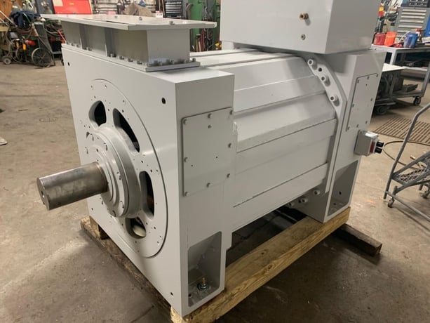 3000 HP 800/1200/1950 RPM Ward Leonard, Frame 5460, DPBB-BV, 40/60/98 Hz, 2300/4000 Volts, surplus - Image 2
