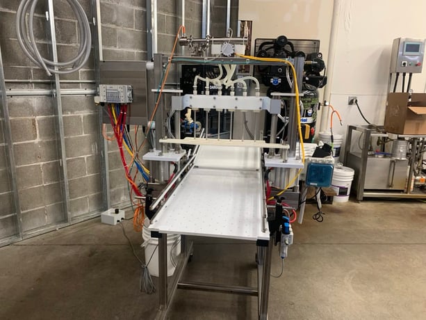 Wild Goose #Meheen-M6, Automatic Bottle Filler, 6 heads, 36 Bottles/Min (12oz/355 mL), 2.1"-3" bottle - Image 1
