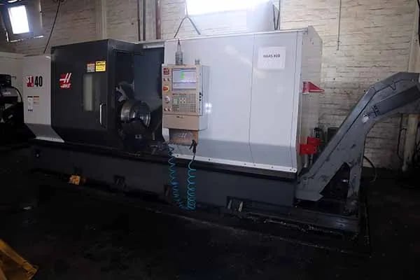 Haas #ST-40, 34.5" swing, 15" chuck, 4" bar, 44" centers, A2-8, 2400 RPM, 40 HP, 2019 - Image 10