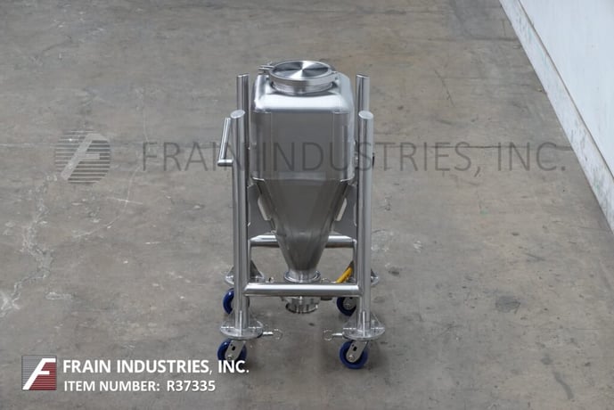 Tote System #SO15706, Tote Systems 316 Stainless Steel, 42 liter tote, 12" L x 12" W x 30" D with a 12" - Image 4