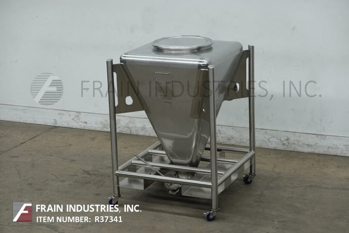 7 cu.ft., Tote Systems, 316 Stainless Steel tote / bin, 30" L x 30" W x 44" D vessel, 18" dia manway w/clamp - Image 5