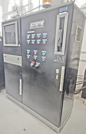 200 Ton, Accudyne, 36" x 72" hydraulic vacuum press, 750° heated plattens - Image 2