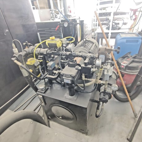 200 Ton, Accudyne, 36" x 72" hydraulic vacuum press, 750° heated plattens - Image 7