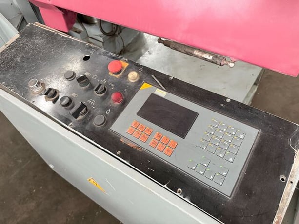 33" x 25" Behringer #HBP-650A, automatic horizontal band saw, 346" x 2.62" blade, 1997 - Image 4