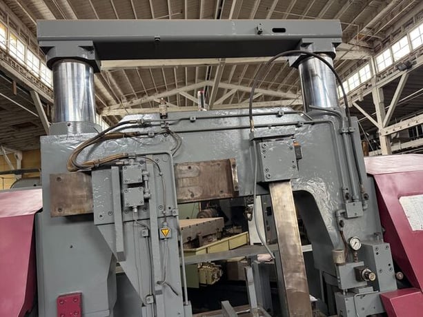 33" x 25" Behringer #HBP-650A, automatic horizontal band saw, 346" x 2.62" blade, 1997 - Image 8
