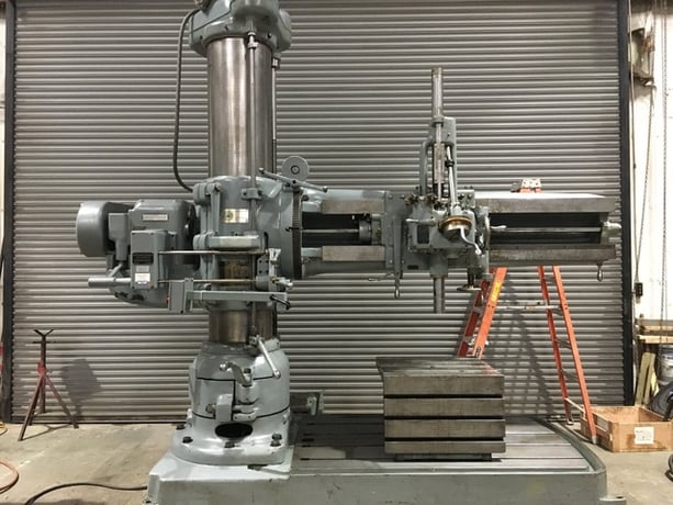 7' -17" American, full universal radial drill, excellent condition - Image 1
